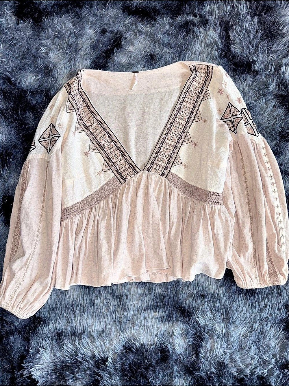 Free People Embroidered Boho Blouse in Pink & White Size Large